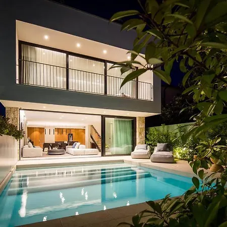Z6 Dolcevita Signature - Villa & Private Yacht In The Heart Of Rovinj