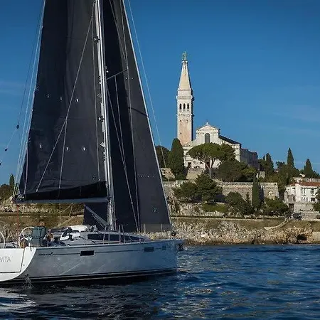 Z6 Dolcevita Signature - Villa & Private Yacht In The Heart Of Rovinj